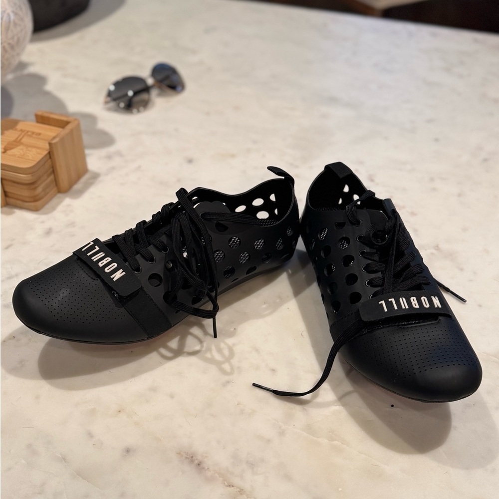 NOBULL Women's Black Athletic Shoes